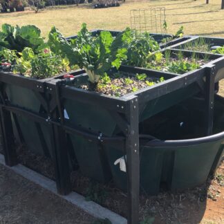 AQUAPONICS KITS & GROW BEDS